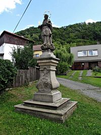 Týn nad Bečvou - socha sv.Jana Nepomuckého