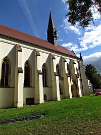 novogotická klášterní kaple