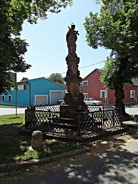 Kvasice - socha sv.Jana Nepomuckého
