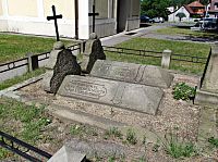 hroby portášů