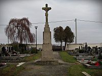 Pomník padlým ve světové válce na mladcovském hřbitově