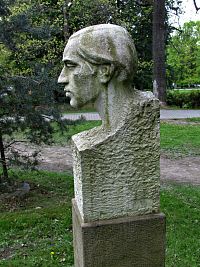 Zlín - pomník Václava Chada