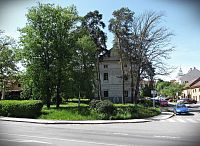 Kroměříž - Wechův dvůr se smírčím křížem