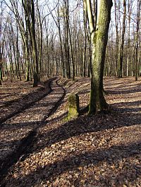 další hraniční kámen