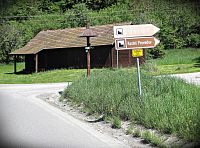 zastávka busu pod poutním místem Maleniska