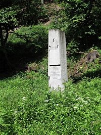 partyzánský památníček