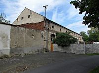 bývalý panský dvůr