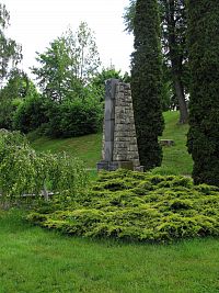 Pomník válečným obětem