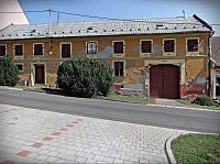 grunt s obrázkem PM Svatohostýnské