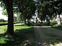 park uprostřed rynku