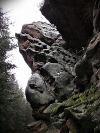 Dolní lačnovské skály