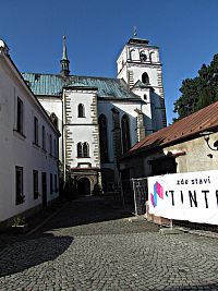 Maůlé náměstí s kostelem sv.Maří Magdalény