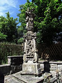 socha sv.Jana z Pomuku