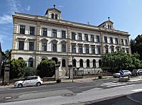 Lepařovo gymnázium