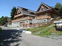 nový, ještě nedokončený penzion