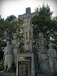 Opatovice - Pomník obětem 1. a 2.světové války