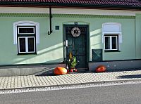 Podbeskydskou pahorkatinou - 1.Z Komárna přes Provodovice do Všechovic