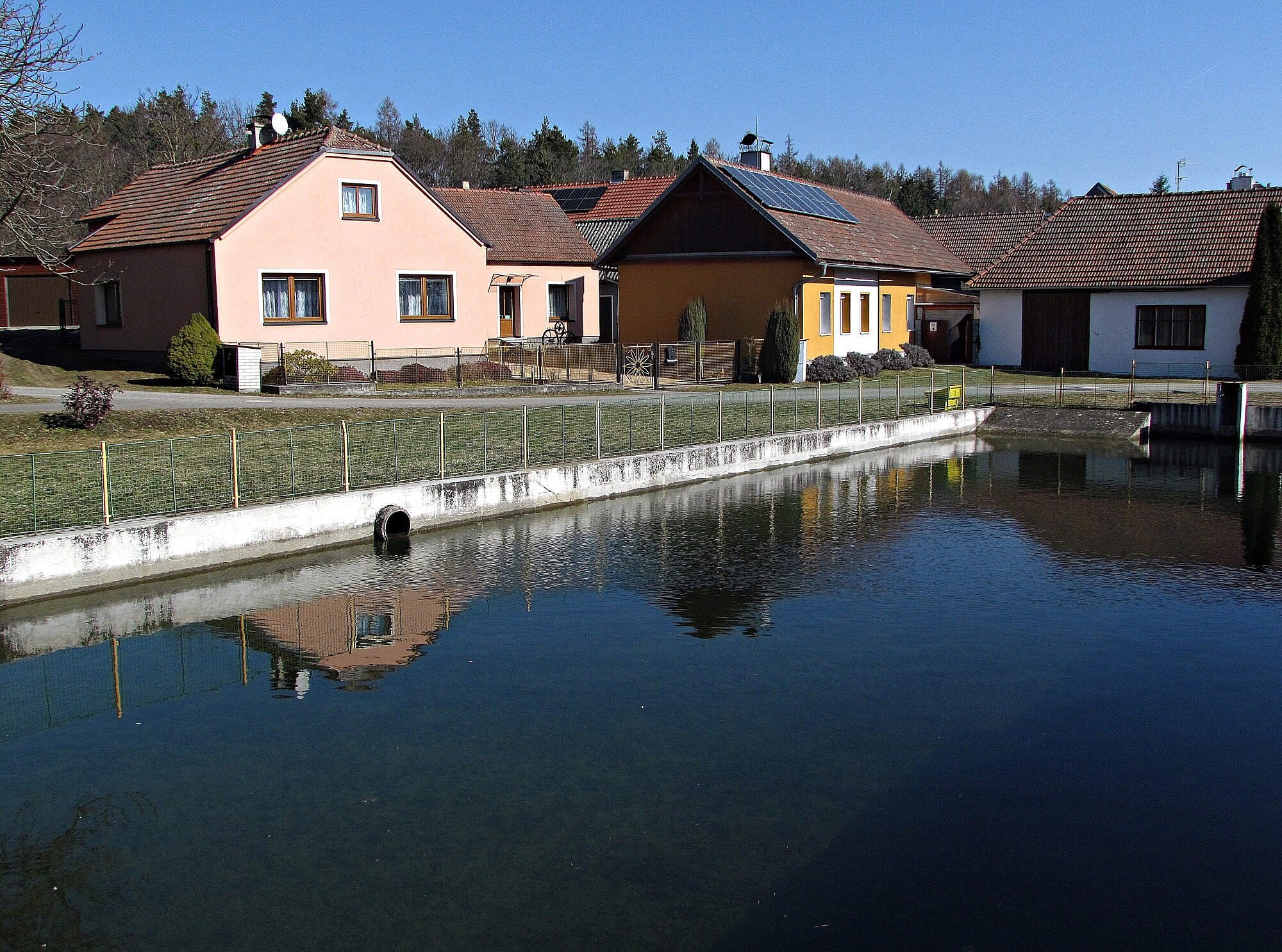Labutice - drobné památky a zajímavosti