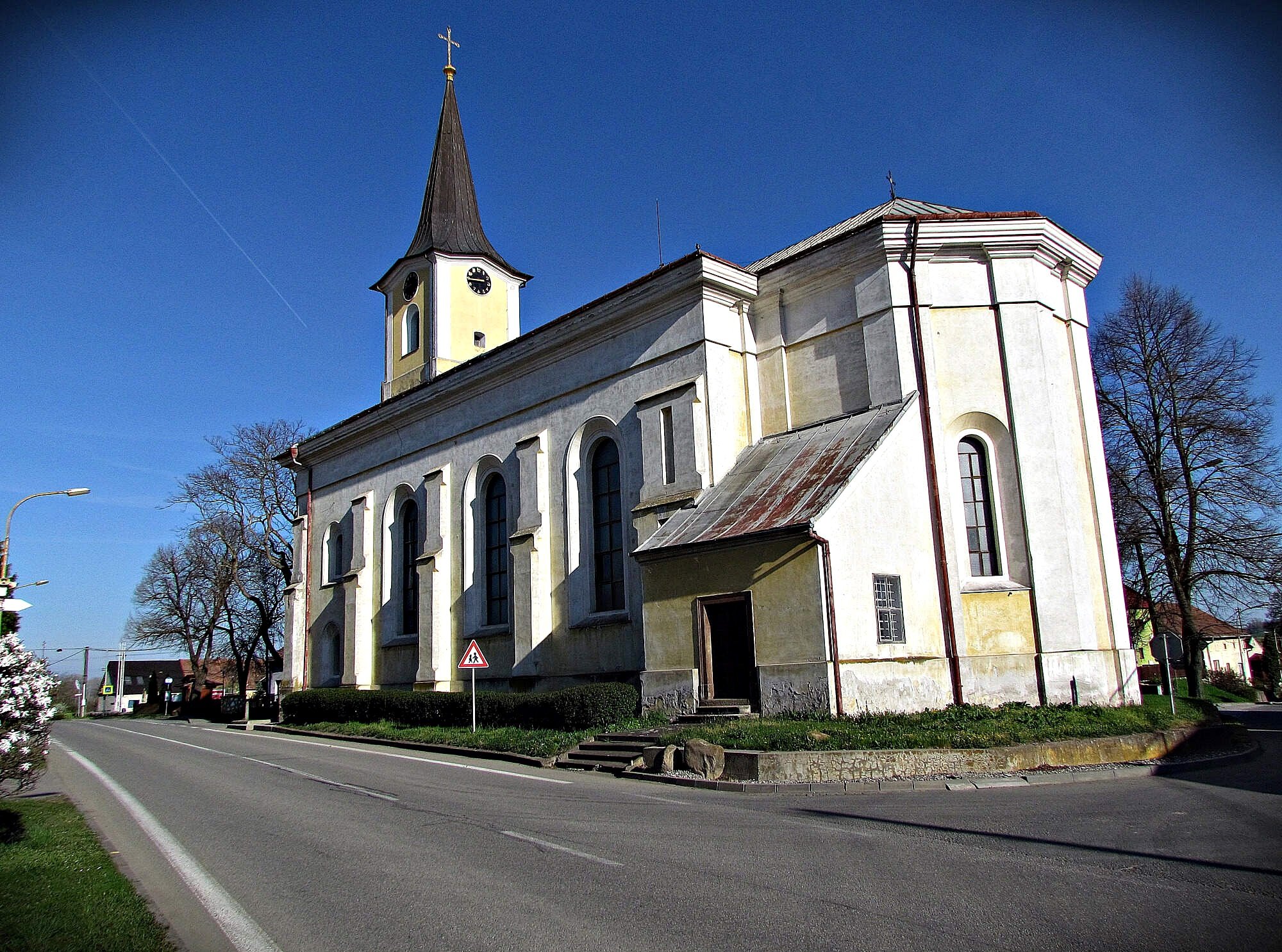 Kostel sv.Michaela archanděla ve Vrchoslavicích