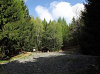 Přístřešek pod Komoncem