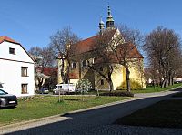 kostel - exteriér