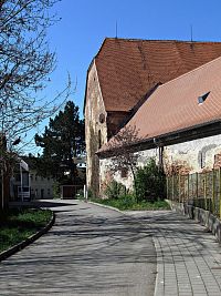 hospodářské budovy