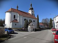 Chrám a Vodní kaple