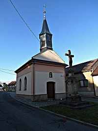 Dřínov - kaple sv.Jana Nepomuckého