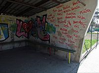 výzdoba autobusové zastávky