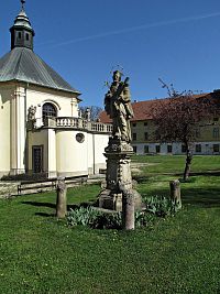socha sv.Jana Nepomuckého
