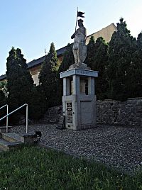 Pomník padlým
