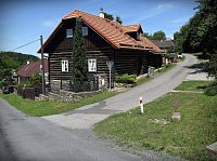 roubenka v horní části vsi