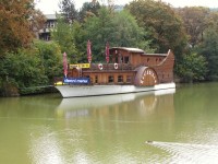 kudlovská přehrada - výletní restaurace na lodi