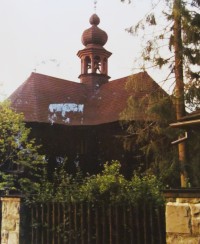 dřevěný kostel ve Vekých Karlovicích
