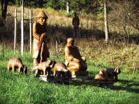 Velké Karlovice - Galerie soch v Pluskovci