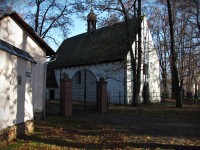 kostel z parku