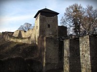 sousední turistický magnet - zřícenina hradu