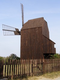Větrný mlýn v Kloboukách u Brna