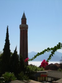 Antalya-flétnový minaret