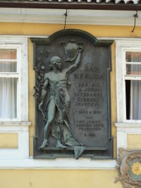 Praha 1 - Nerudova - pamětní deska Jan Neruda