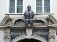 Praha 1 - Palackého 7 - pamětní deska a busta František Palacký