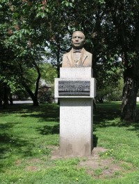 Park Generála Lázaro Cárdenase - busta Benita Juáreze