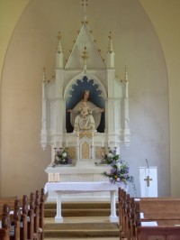 Filiální kostel Panny Marie - oltář