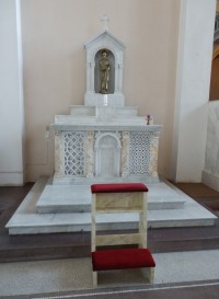 Postranní oltář