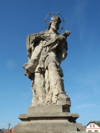 Holovousy - socha svatého Jana Nepomuckého