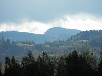 Vrch Waligóra (933 m n. m.), nejvyšší v Suchých horách, přiblížení