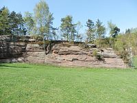 Východní pohled na část skalního hřbetu.