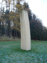 Obelisk (autor Jiří Kačer)