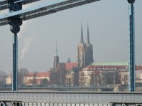 Pohled z mostu na katedrálu svatého Jana Křtitele (Katedra św. Jana Chrzciciela), zoom
