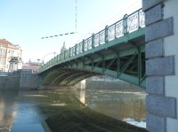 Ocelová příhradová konstrukce Pražského mostu